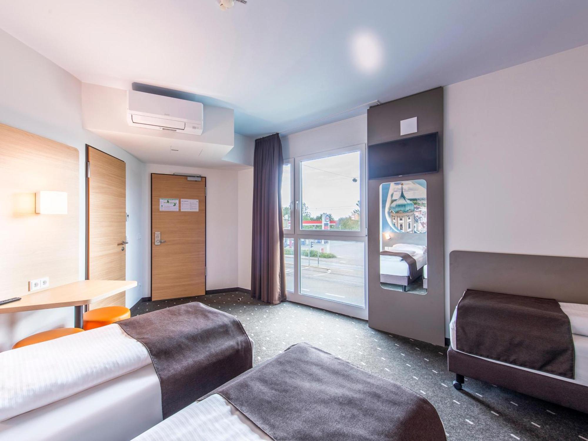 B&B Hotel Augsburg-Nord Εξωτερικό φωτογραφία